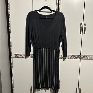 Spense Charcoal Gray Long Sleeve Dress